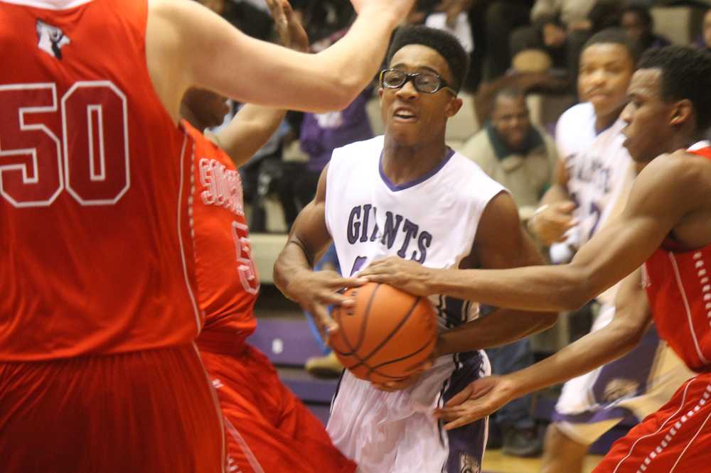 Sophomore Chris Evans looks for an open teammate.