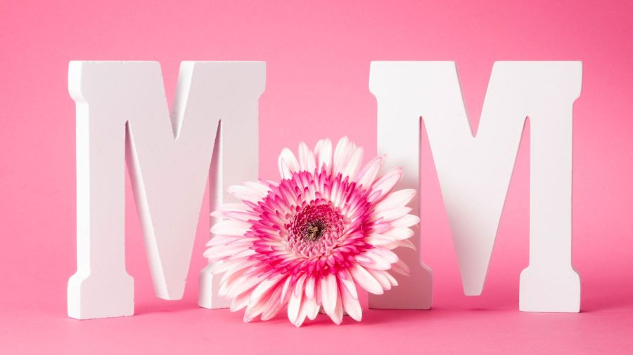 Celebrate your mom this weekend with these gift ideas