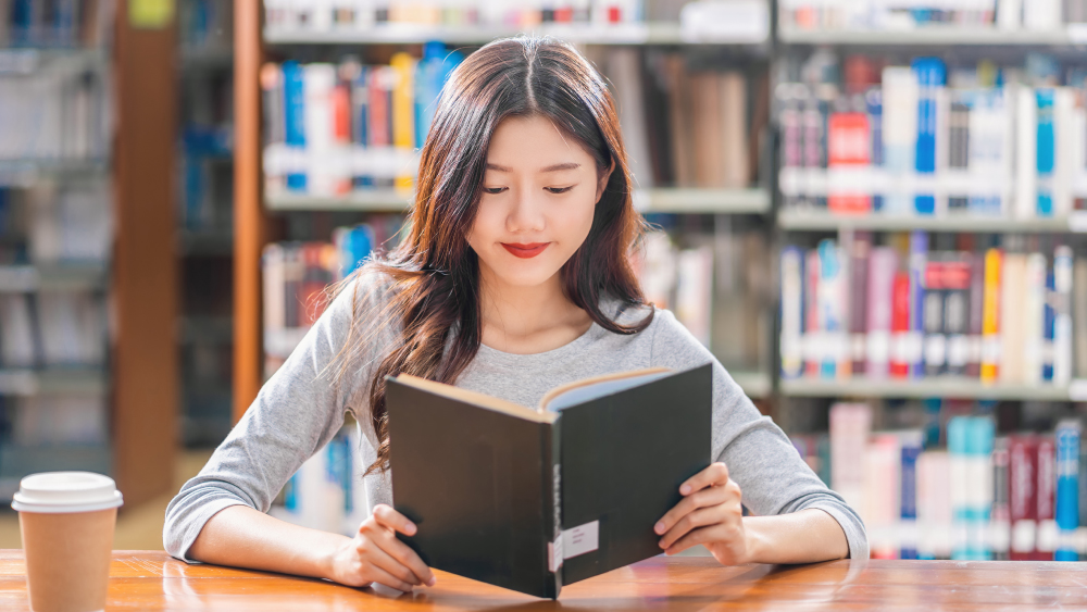 Why reading can be a good hobby